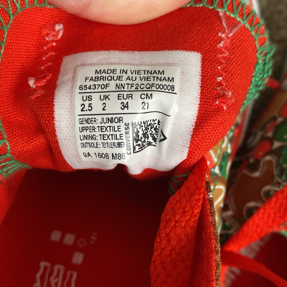 Converse - Picture 6 of 7